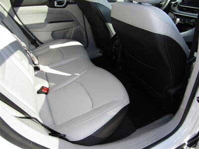 2022 Jeep Compass LATITUDE,4x4,PANOROOF,SILVER,RVC CERTIFIED   - Photo 30 - Haddon Twp, NJ 08107