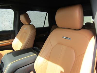 2023 Ford Expedition Platinum   - Photo 13 - Haddon Twp, NJ 08107
