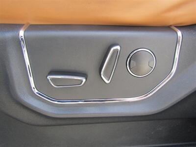 2023 Ford Expedition Platinum   - Photo 11 - Haddon Twp, NJ 08107