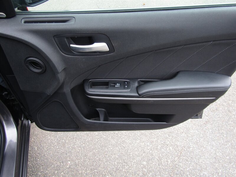 2019 Dodge Charger AWD,SXT,CONV PKG,RVC,SILVER CERTIFIED - Photo 23 - Haddon Twp, NJ 08107