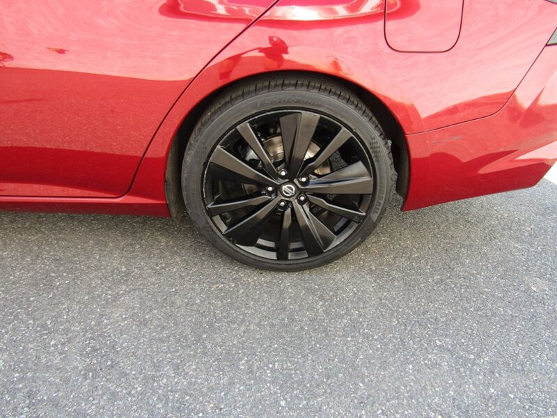 2019 Nissan Altima SR,CONV PKG,DR,RVC,CERTIFIED - Photo 15 - Haddon Twp, NJ 08107
