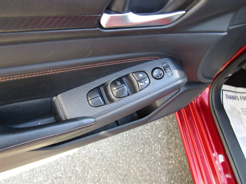 2019 Nissan Altima SR,CONV PKG,DR,RVC,CERTIFIED - Photo 34 - Haddon Twp, NJ 08107