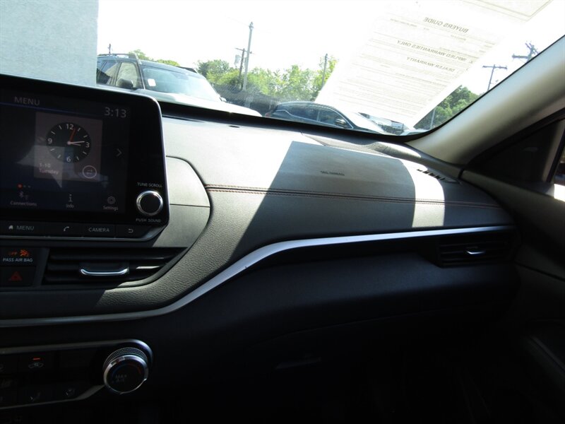 2019 Nissan Altima SR,CONV PKG,DR,RVC,CERTIFIED - Photo 55 - Haddon Twp, NJ 08107