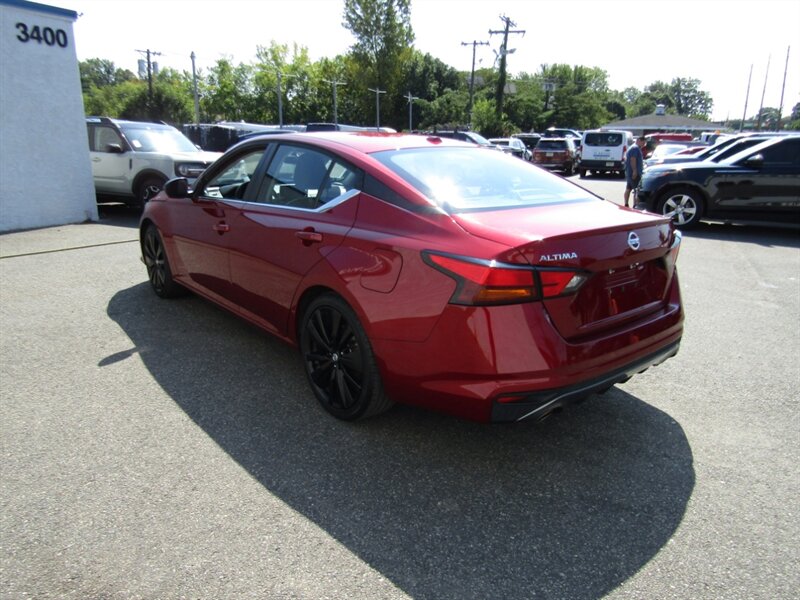 2019 Nissan Altima SR,CONV PKG,DR,RVC,CERTIFIED - Photo 5 - Haddon Twp, NJ 08107