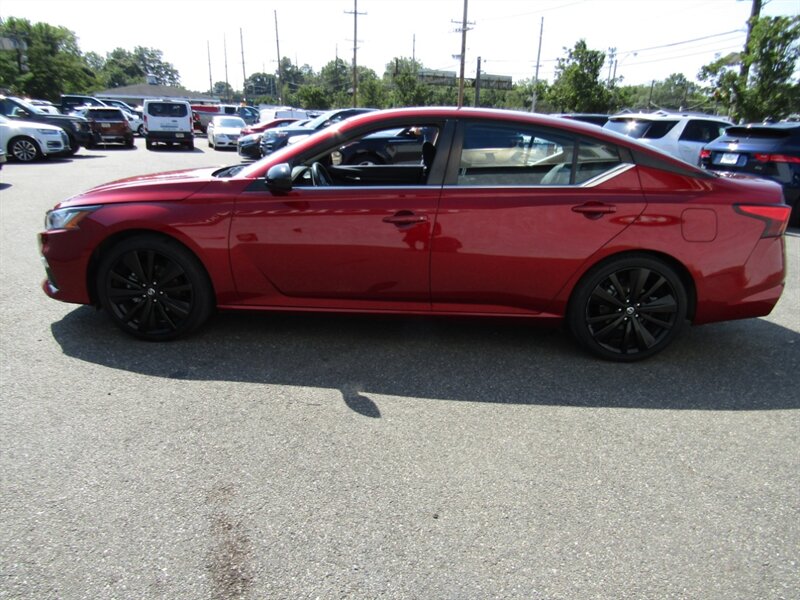 2019 Nissan Altima SR,CONV PKG,DR,RVC,CERTIFIED - Photo 4 - Haddon Twp, NJ 08107