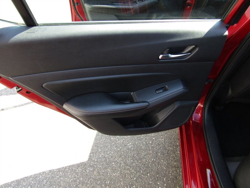 2019 Nissan Altima SR,CONV PKG,DR,RVC,CERTIFIED - Photo 37 - Haddon Twp, NJ 08107