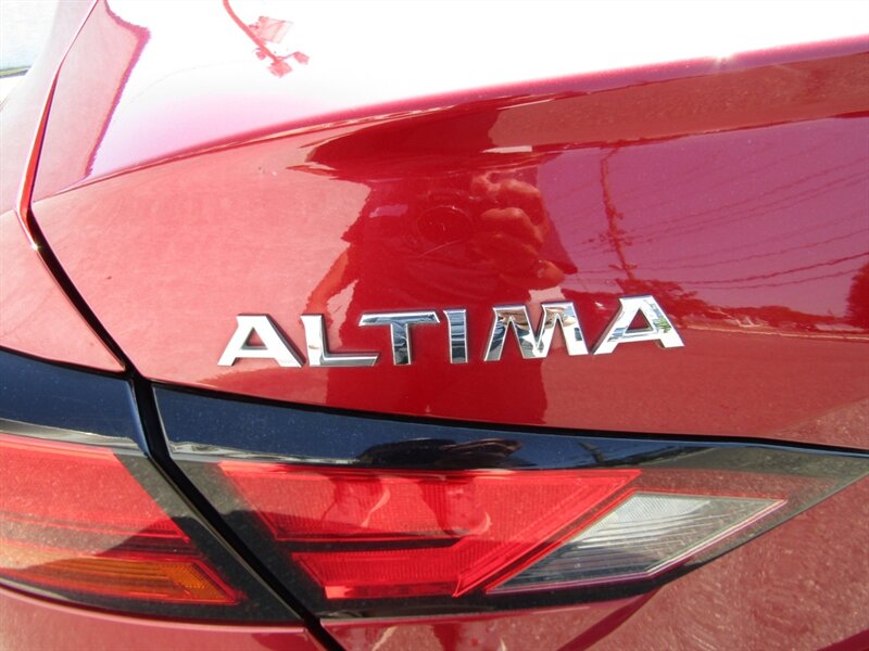 2019 Nissan Altima SR,CONV PKG,DR,RVC,CERTIFIED - Photo 23 - Haddon Twp, NJ 08107