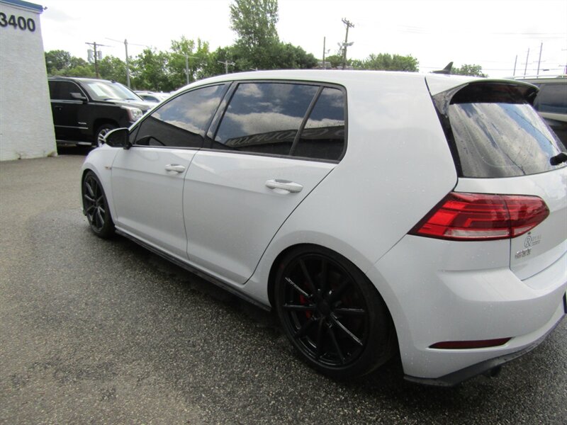 2018 Volkswagen Golf GTI SE - Photo 4 - Haddon Twp, NJ 08107