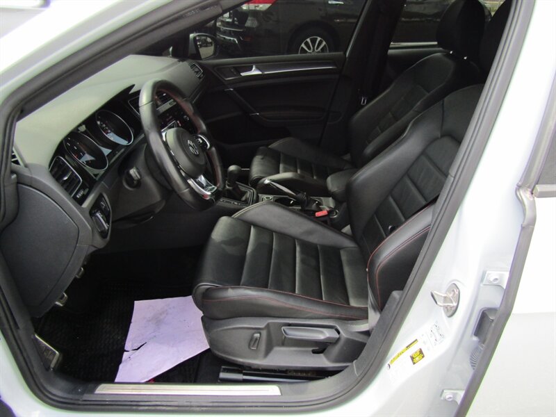 2018 Volkswagen Golf GTI SE - Photo 9 - Haddon Twp, NJ 08107