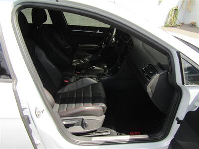 2018 Volkswagen Golf GTI SE - Photo 18 - Haddon Twp, NJ 08107
