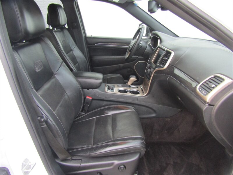 2016 Jeep Grand Cherokee OVERLAND,V8,AWD,CONV PKG,PANO,SILVER CERTIFIED - Photo 20 - Haddon Twp, NJ 08107