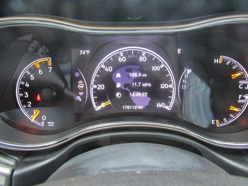 2016 Jeep Grand Cherokee OVERLAND,V8,AWD,CONV PKG,PANO,SILVER CERTIFIED - Photo 28 - Haddon Twp, NJ 08107