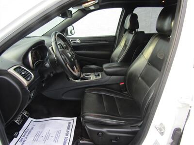 2016 Jeep Grand Cherokee OVERLAND,V8,AWD,CONV PKG,PANO,SILVER CERTIFIED - Photo 12 - Haddon Twp, NJ 08107