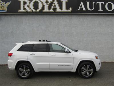 2016 Jeep Grand Cherokee OVERLAND,V8,AWD,CONV PKG,PANO,SILVER CERTIFIED - Photo 2 - Haddon Twp, NJ 08107