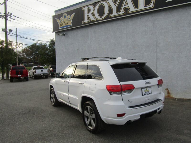 2016 Jeep Grand Cherokee OVERLAND,V8,AWD,CONV PKG,PANO,SILVER CERTIFIED - Photo 6 - Haddon Twp, NJ 08107