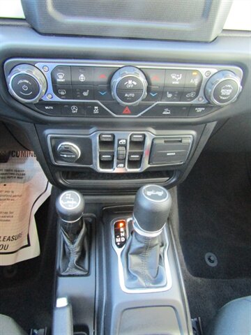 2021 Jeep Wrangler ISLANDER,4X4,TECH PKG,RVC,SILVER CERTIFIED - Photo 24 - Haddon Twp, NJ 08107