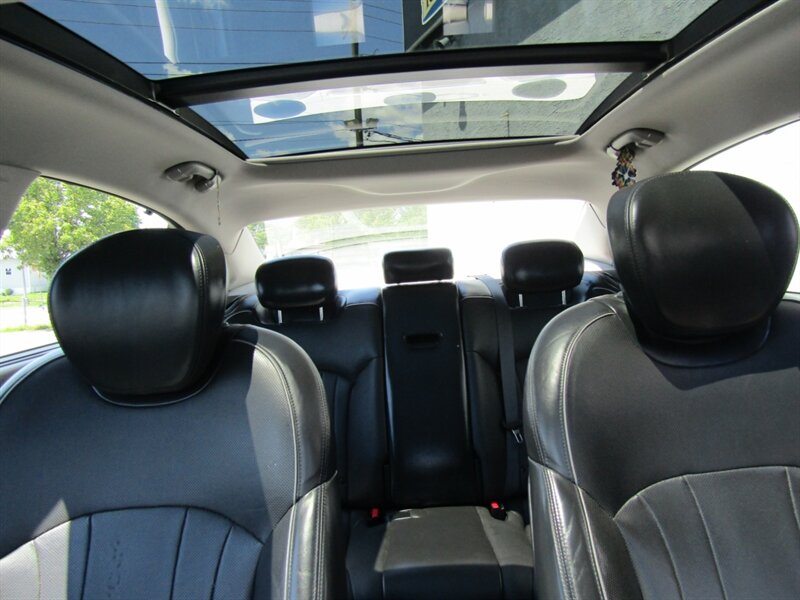 2015 Hyundai Genesis AWD,TECH PKG,ULTIMATE PKG,SILVER CERTIFIED - Photo 15 - Haddon Twp, NJ 08107