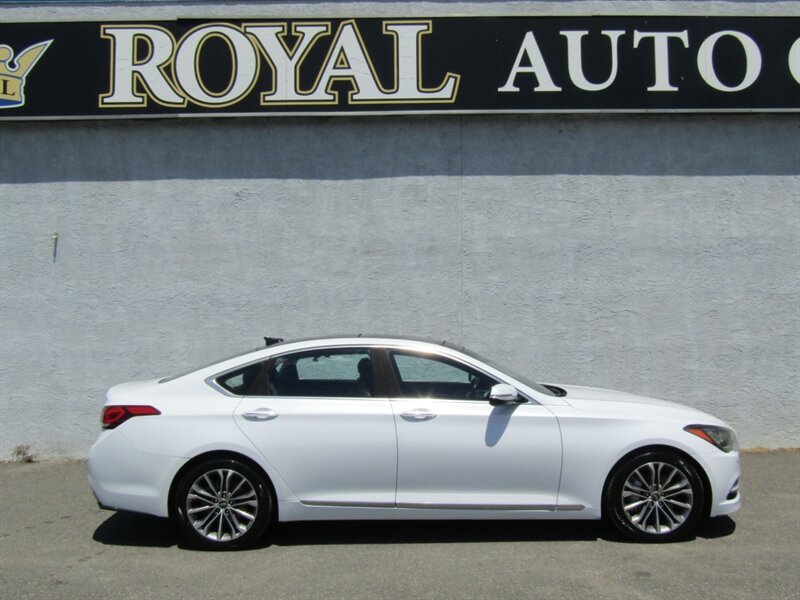 2015 Hyundai Genesis AWD,TECH PKG,ULTIMATE PKG,SILVER CERTIFIED - Photo 2 - Haddon Twp, NJ 08107