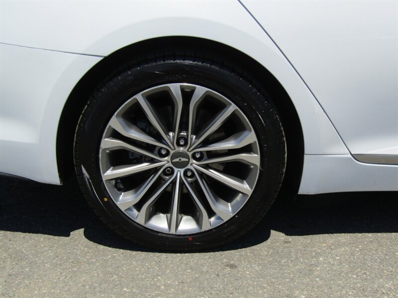 2015 Hyundai Genesis AWD,TECH PKG,ULTIMATE PKG,SILVER CERTIFIED - Photo 31 - Haddon Twp, NJ 08107