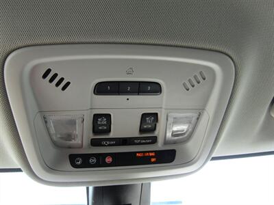 2018 Chevrolet Traverse AWD,NAV,DR.ASST PKG,TECH PKG,RVC,SILVER CERTIFIED   - Photo 70 - Haddon Twp, NJ 08107