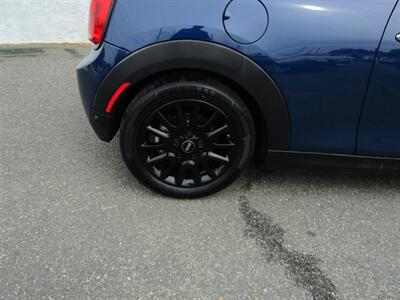2017 MINI Cooper LEATHER,PANOROOF,CONV PKG,SILVER CERTIFIED   - Photo 17 - Haddon Twp, NJ 08107