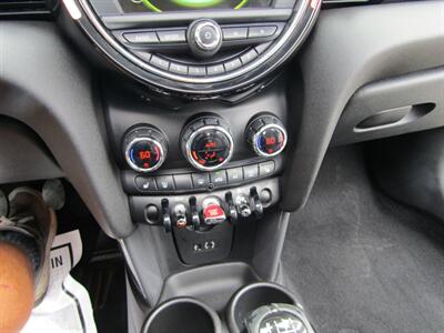 2017 MINI Cooper LEATHER,PANOROOF,CONV PKG,SILVER CERTIFIED   - Photo 54 - Haddon Twp, NJ 08107