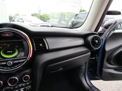2017 MINI Cooper LEATHER,PANOROOF,CONV PKG,SILVER CERTIFIED   - Photo 56 - Haddon Twp, NJ 08107