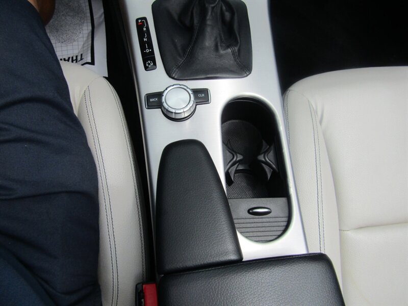 2012 Mercedes-Benz PREM PKG,CONV PKG,RVC,SILVER CERTIFIED - Photo 51 - Haddon Twp, NJ 08107