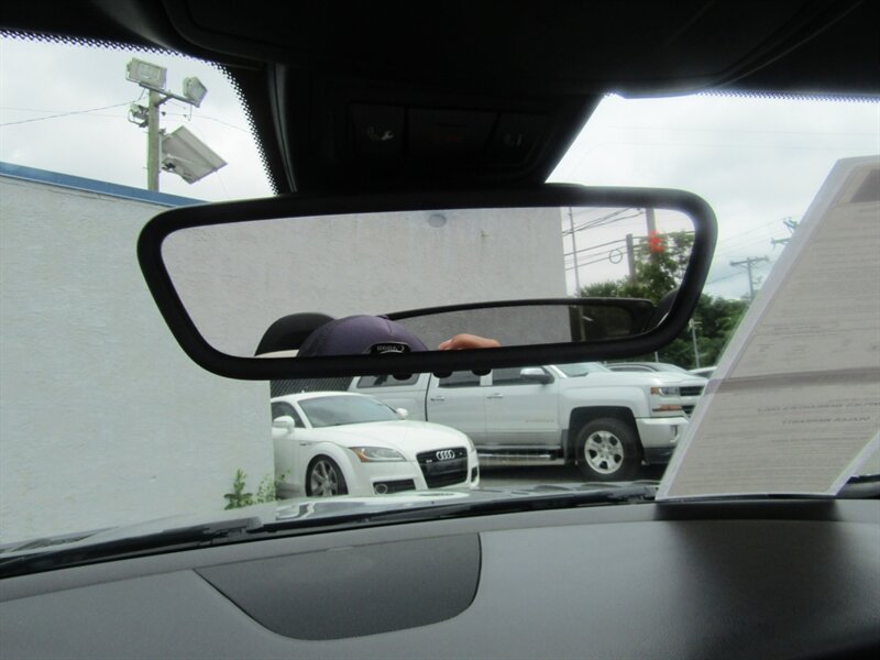 2012 Mercedes-Benz PREM PKG,CONV PKG,RVC,SILVER CERTIFIED - Photo 52 - Haddon Twp, NJ 08107