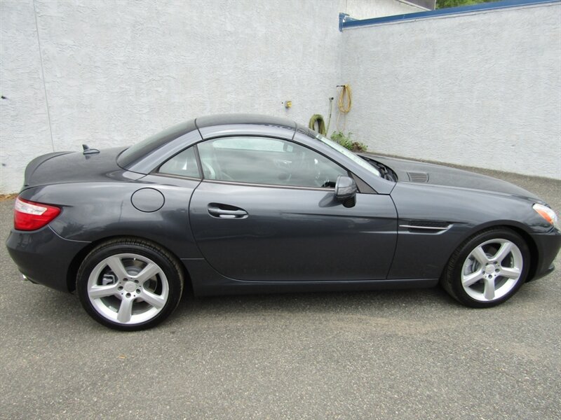 2012 Mercedes-Benz PREM PKG,CONV PKG,RVC,SILVER CERTIFIED - Photo 8 - Haddon Twp, NJ 08107