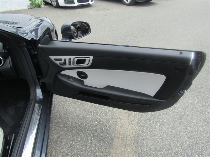 2012 Mercedes-Benz PREM PKG,CONV PKG,RVC,SILVER CERTIFIED - Photo 36 - Haddon Twp, NJ 08107