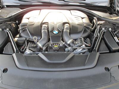 2016 BMW EXECUTIVE PKG,DR ASST PLUS PKG,SILVER CERTIFIED   - Photo 47 - Haddon Twp, NJ 08107
