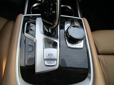 2016 BMW EXECUTIVE PKG,DR ASST PLUS PKG,SILVER CERTIFIED   - Photo 41 - Haddon Twp, NJ 08107