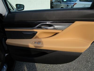 2016 BMW EXECUTIVE PKG,DR ASST PLUS PKG,SILVER CERTIFIED   - Photo 29 - Haddon Twp, NJ 08107