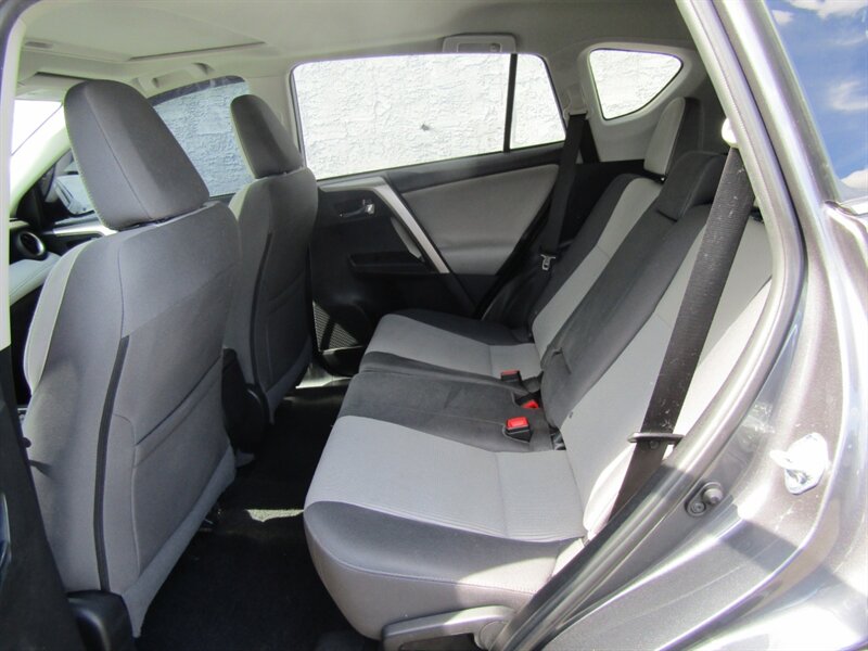 2014 Toyota RAV4 XLE - Photo 13 - Haddon Twp, NJ 08107