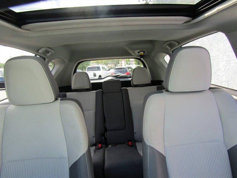 2014 Toyota RAV4 XLE - Photo 14 - Haddon Twp, NJ 08107