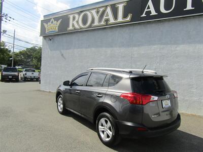 2014 Toyota RAV4 XLE - Photo 6 - Haddon Twp, NJ 08107