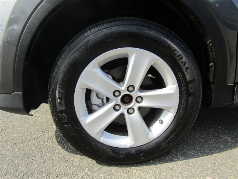 2014 Toyota RAV4 XLE - Photo 32 - Haddon Twp, NJ 08107