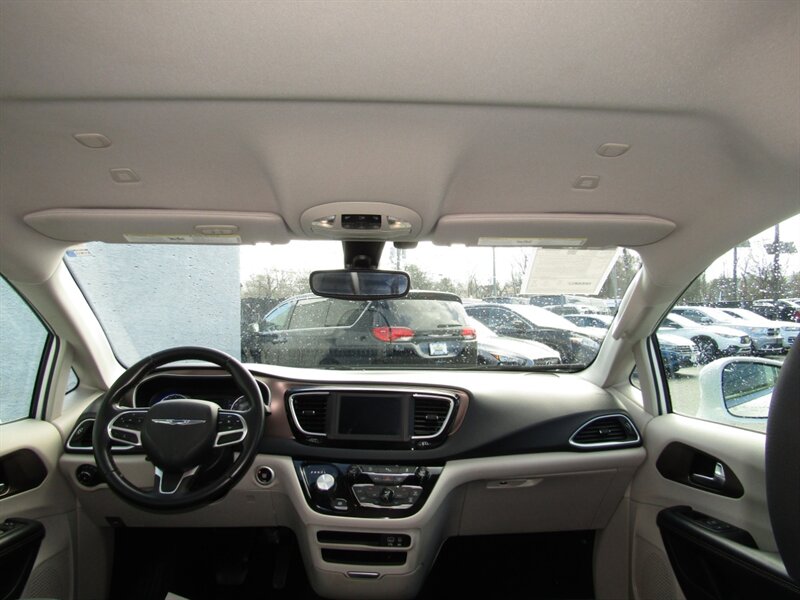 2018 Chrysler Pacifica Touring L - Photo 26 - Haddon Twp, NJ 08107