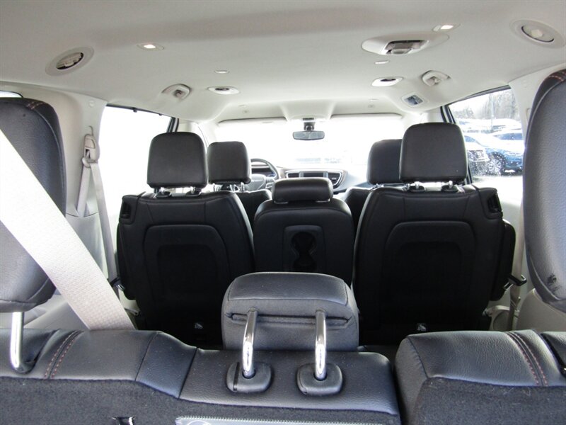 2018 Chrysler Pacifica Touring L - Photo 19 - Haddon Twp, NJ 08107