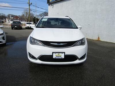 2018 Chrysler Pacifica Touring L - Photo 2 - Haddon Twp, NJ 08107