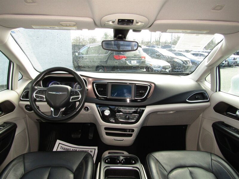 2018 Chrysler Pacifica Touring L - Photo 27 - Haddon Twp, NJ 08107
