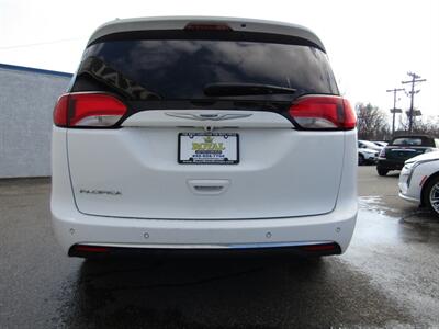 2018 Chrysler Pacifica Touring L - Photo 10 - Haddon Twp, NJ 08107