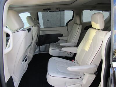 2017 Chrysler Pacifica LIMITED,DVD,NAV,TECH PKG,SILVER CERTIFIED - Photo 17 - Haddon Twp, NJ 08107
