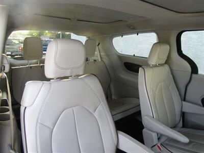 2017 Chrysler Pacifica LIMITED,DVD,NAV,TECH PKG,SILVER CERTIFIED - Photo 25 - Haddon Twp, NJ 08107