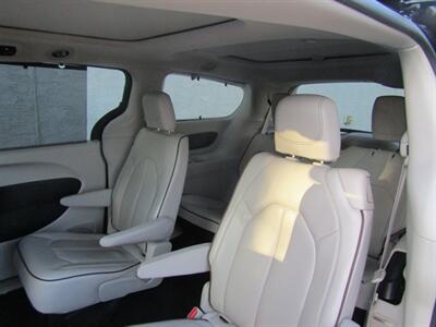 2017 Chrysler Pacifica LIMITED,DVD,NAV,TECH PKG,SILVER CERTIFIED - Photo 15 - Haddon Twp, NJ 08107