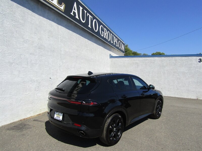 2024 Dodge Hornet R/T PLUS AWD,TECH PKG.PANO.RVC.AILVER CERTIFIED - Photo 8 - Haddon Twp, NJ 08107
