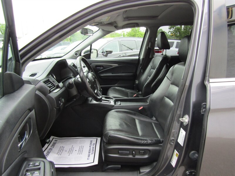 2019 Honda Ridgeline RTL.AWD,CONV PKG,TECH PKG,SILVER CERTIFIED - Photo 14 - Haddon Twp, NJ 08107