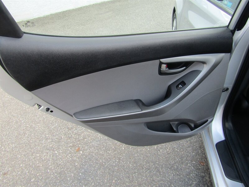 2016 Hyundai ELANTRA SE,CONV PKG,RVC,BLUETOOTH,SILVER CERTIFIED - Photo 33 - Haddon Twp, NJ 08107