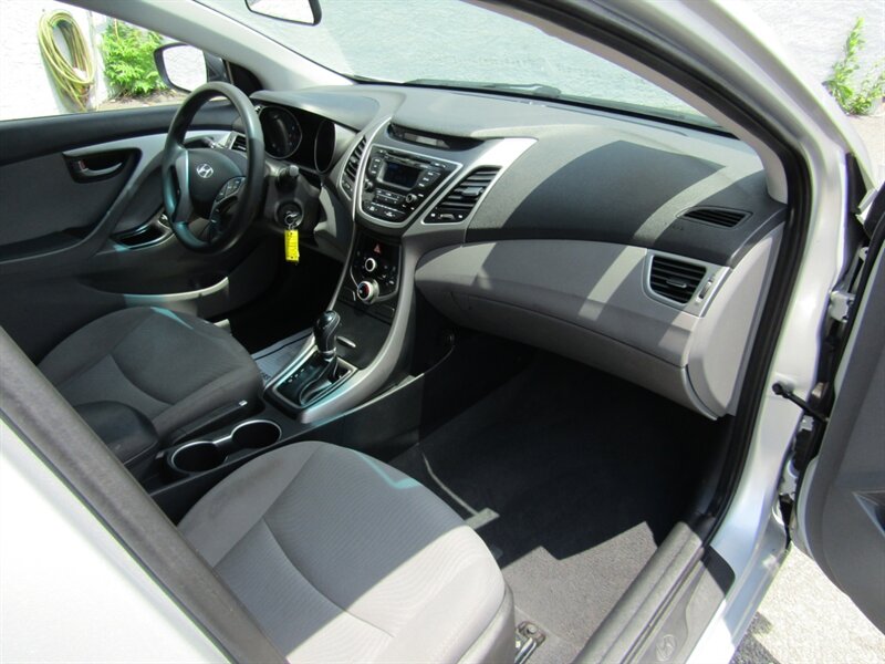 2016 Hyundai ELANTRA SE,CONV PKG,RVC,BLUETOOTH,SILVER CERTIFIED - Photo 43 - Haddon Twp, NJ 08107